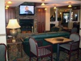 Hotel The View & / Allentown / Lehigh Airport 2*