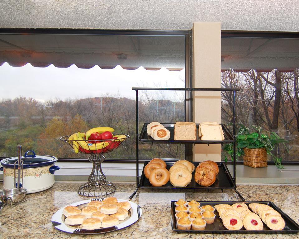 The View & / Allentown / Lehigh Airport Hotel 2*